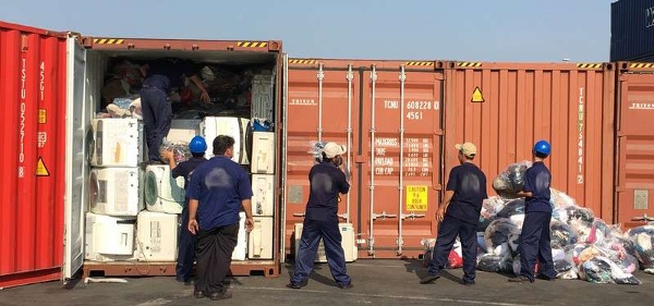 Dùng container hoán cải để làm kho hàng
