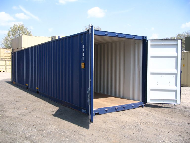 3-container-cu-lam-kho-chua-hang