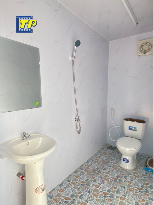 Container văn phòng 40 feet có nhà vệ sinh